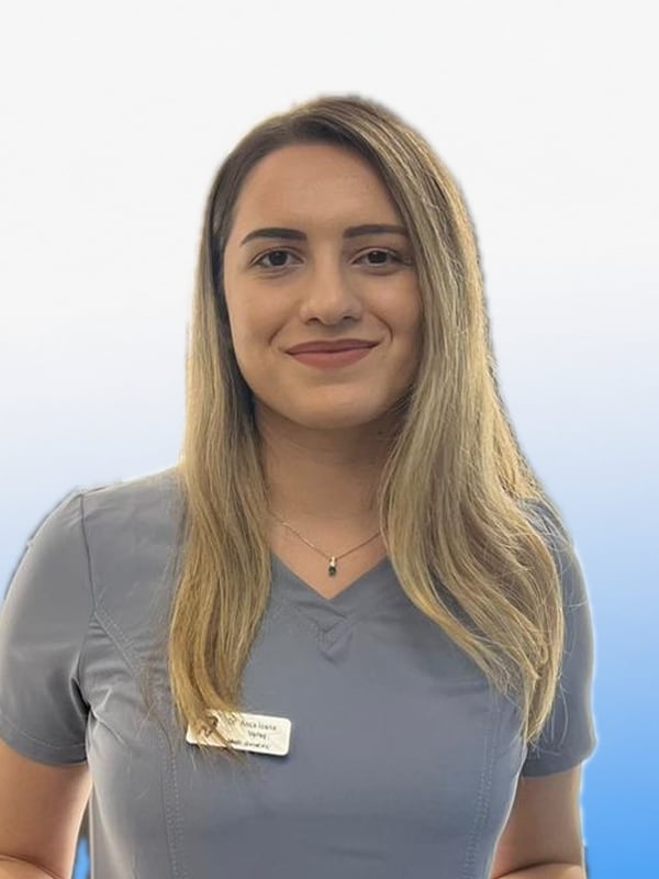 Dr. Anca Vereș, medic specialist în ortodonție la S Dent Roman